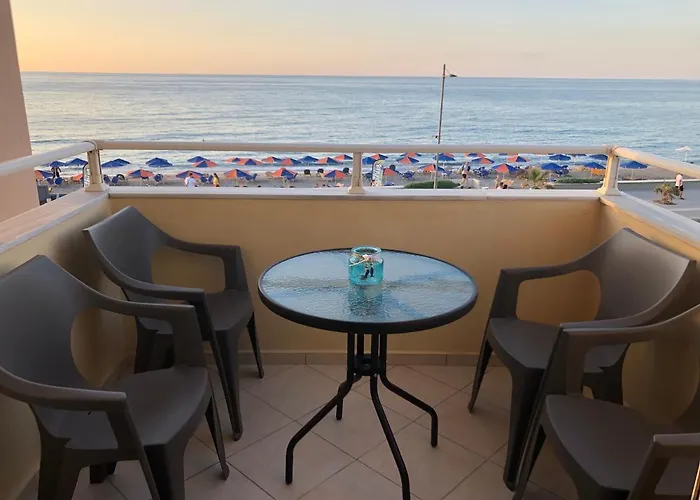 Seperi Deep Blue Lejlighed